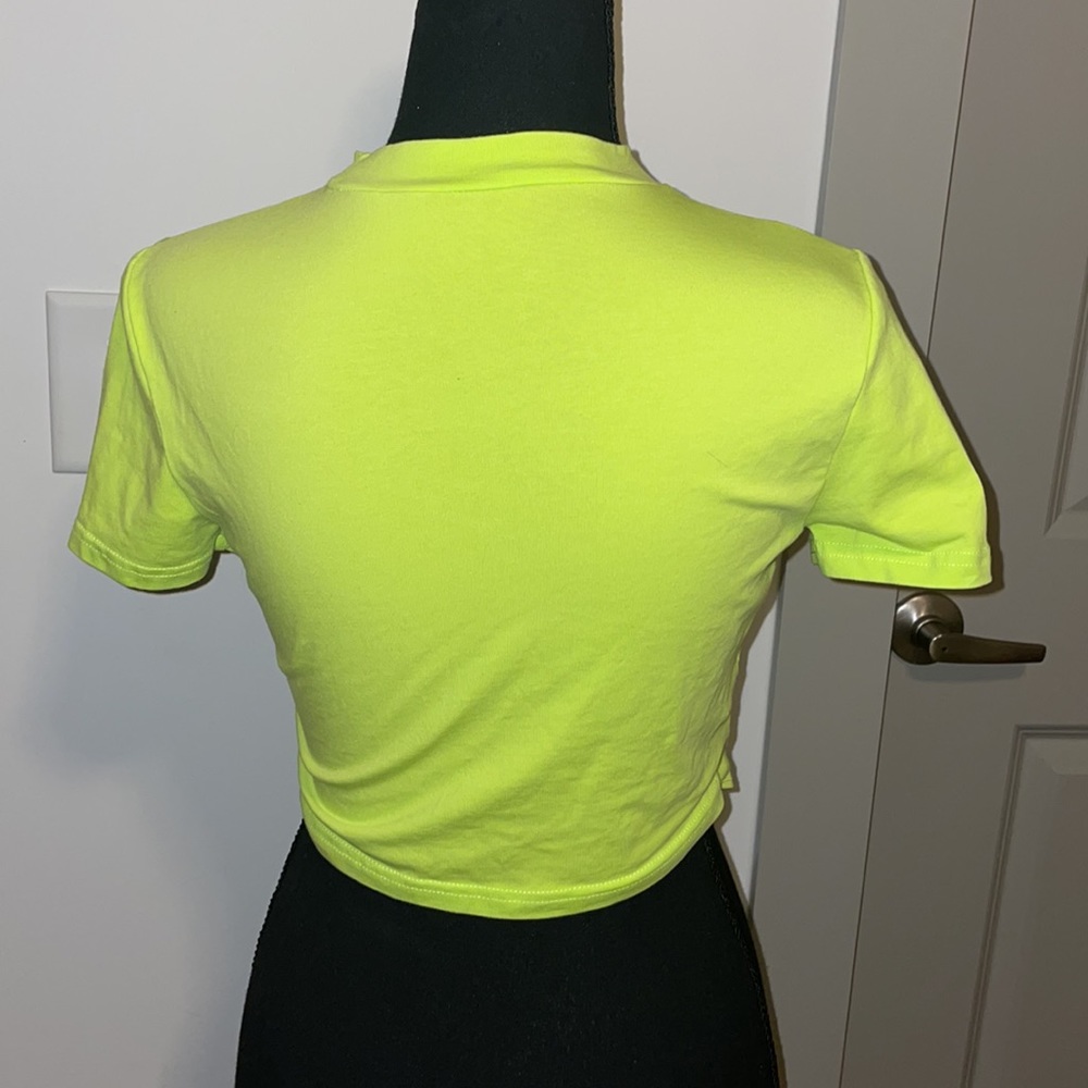 Honey graphic cutoff tee - Picture 3 of 5